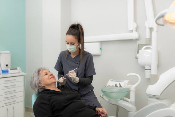 Best Emergency Dental Services for Seniors in Sarasota, FL